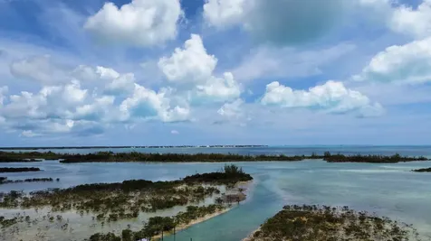 Hills Creek Sc Bootle Hig Abaco BS