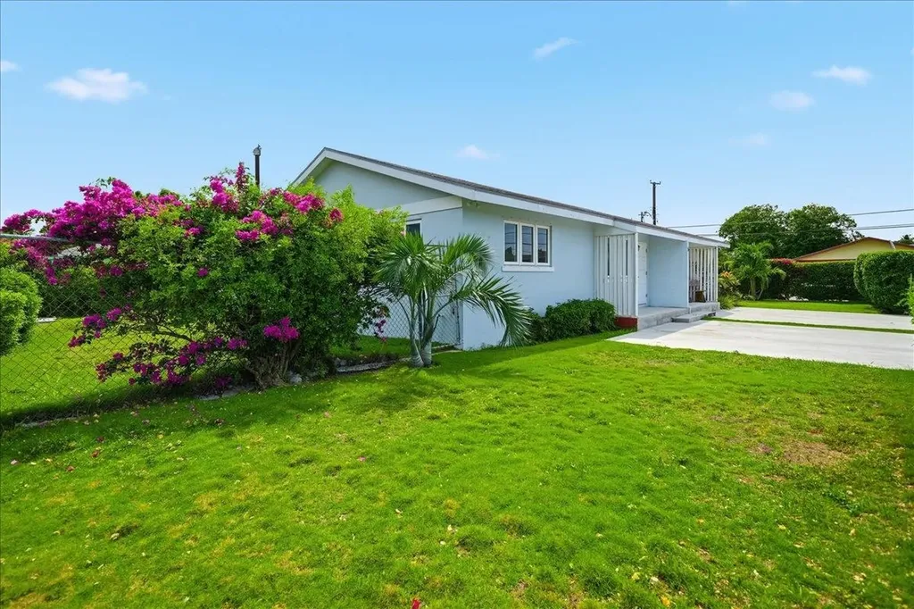 Little Blair Duplex New Providence Paradise Island BS