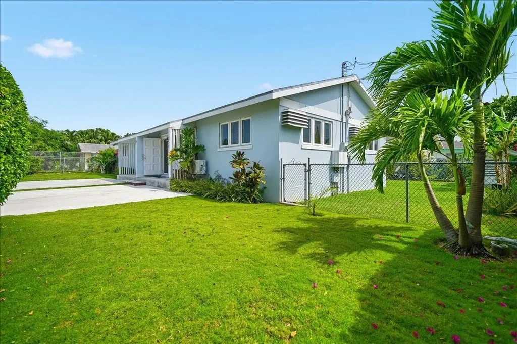 Little Blair Duplex New Providence Paradise Island BS