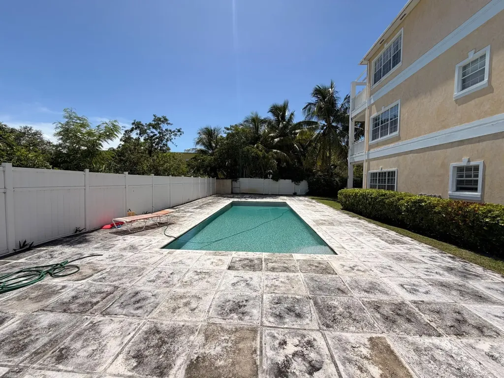 Atlantic Drive New Providence Paradise Island BS
