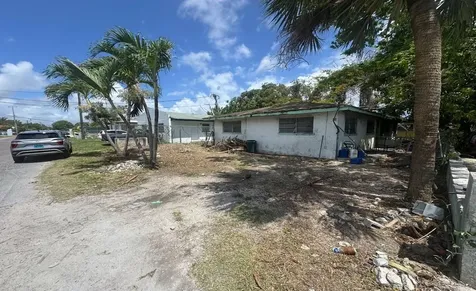 Victoria Blvd Fixer Upper New Providence Paradise Island BS
