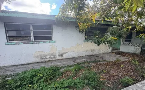 Victoria Blvd Fixer Upper New Providence Paradise Island BS