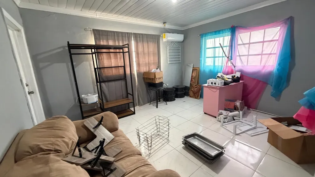 Winey Road New Providence Paradise Island BS