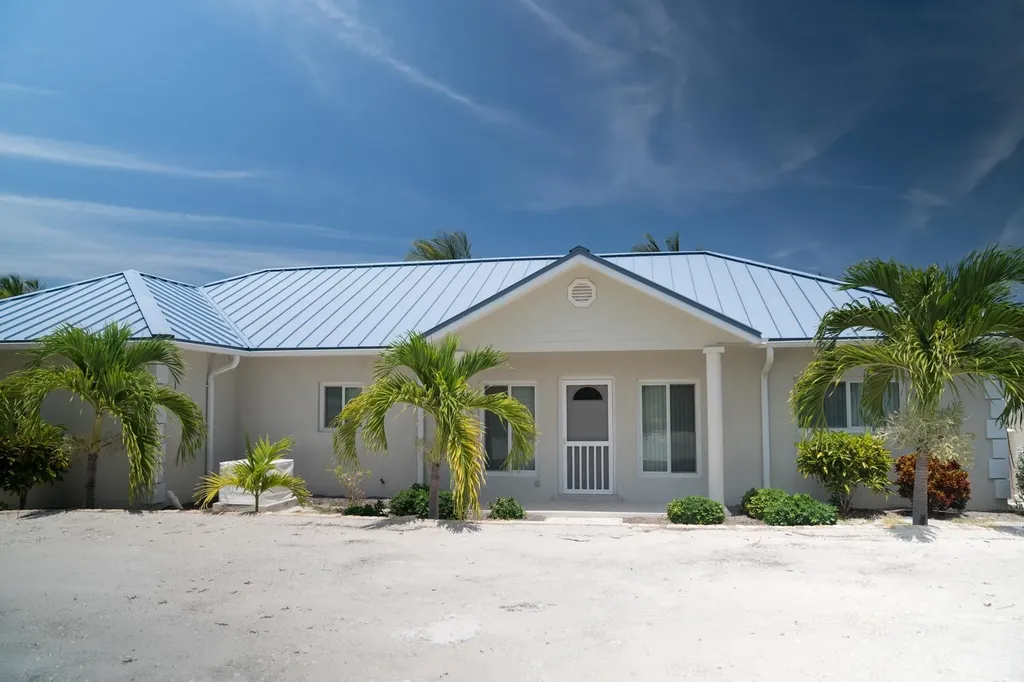 Greenwood House Cat Island BS