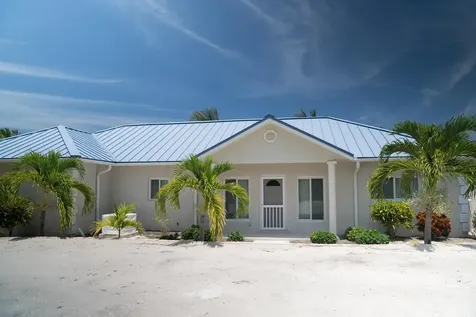Greenwood House Cat Island BS