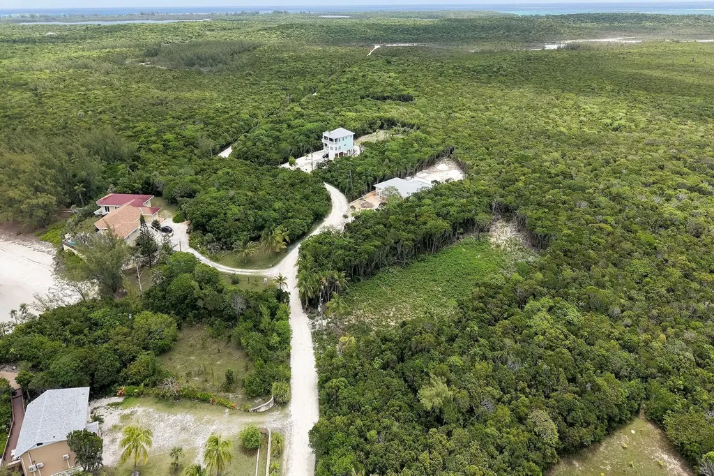 Lot 9 Eleuthera BS