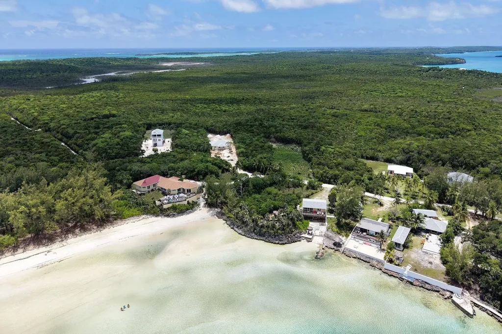 Lot 9 Eleuthera BS