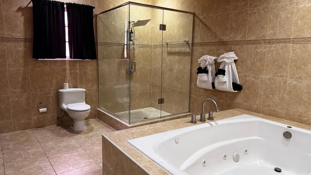 Paul Cay New Providence Paradise Island BS