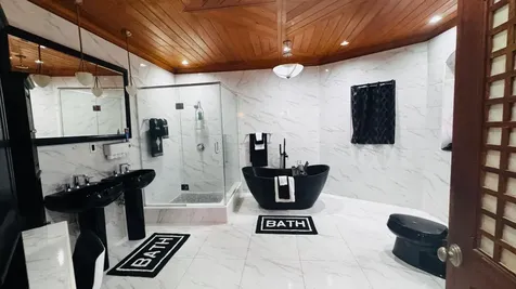 Paul Cay New Providence Paradise Island BS