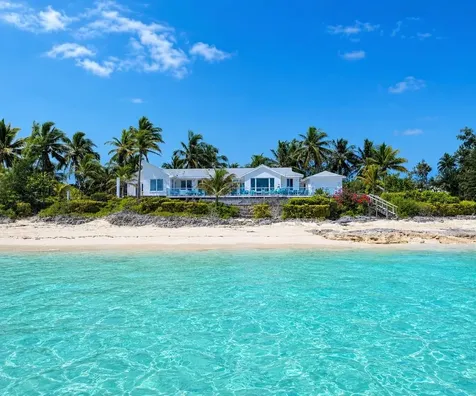 Queen's Highway Exuma BS