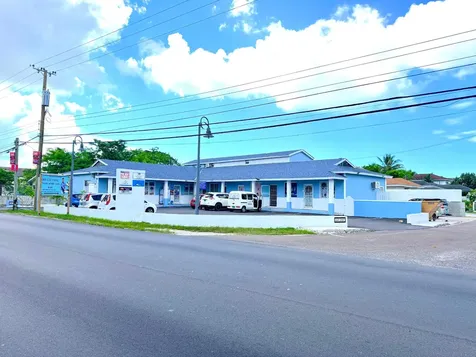 Carmicheal Road Plaza New Providence Paradise Island BS