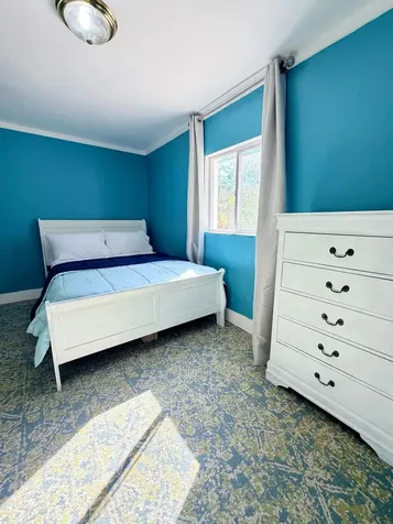 West Bay Street 985 New Providence Paradise Island BS