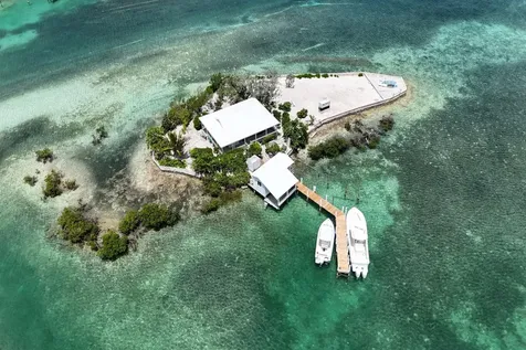 Dilly Cay Mow Abaco BS