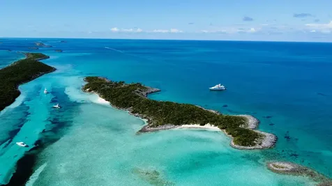 Roberts Cay, Private Isl. Exuma BS