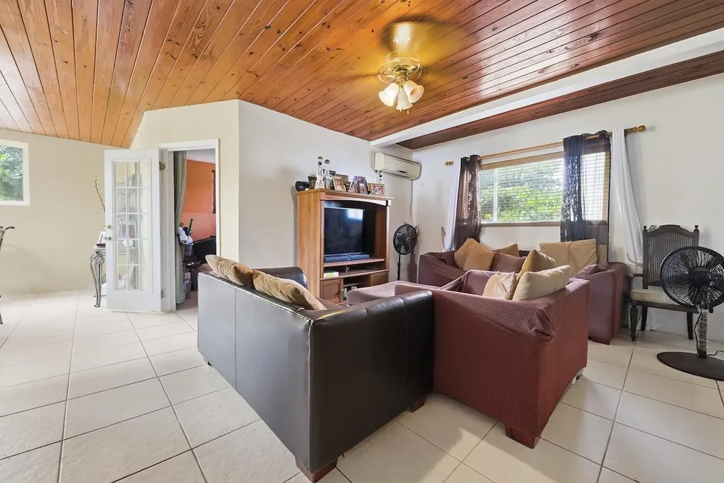 Kool Acres Duplex New Providence Paradise Island BS