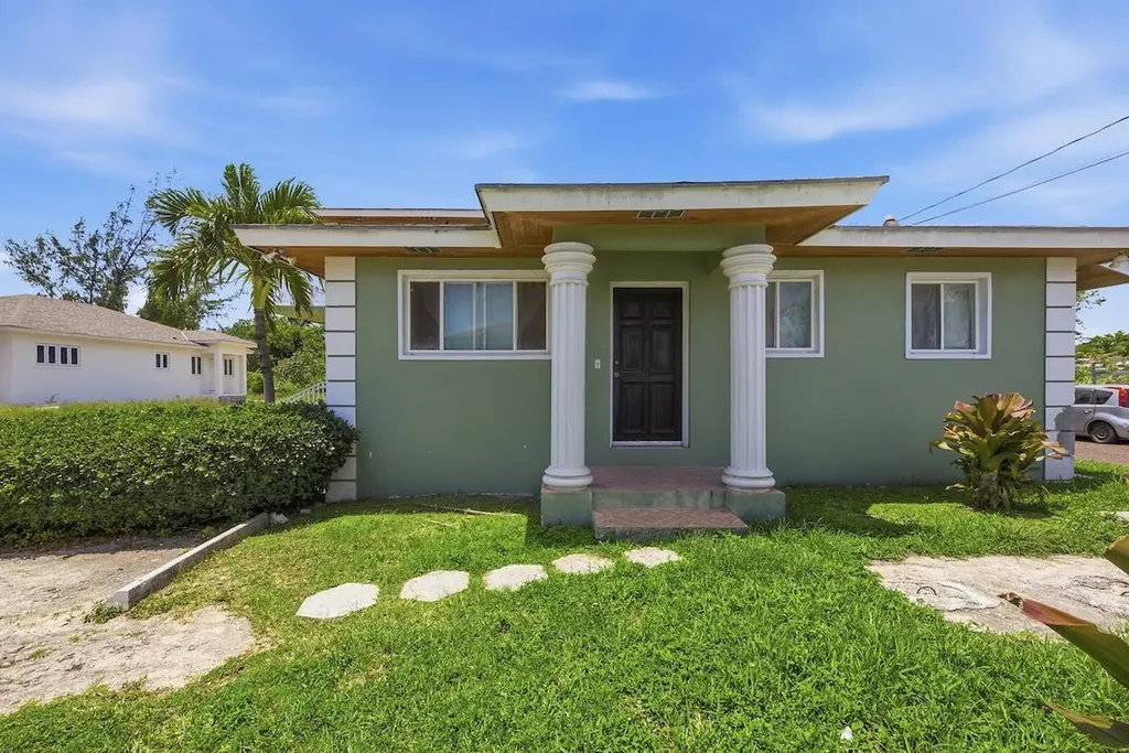 Kool Acres Duplex New Providence Paradise Island BS