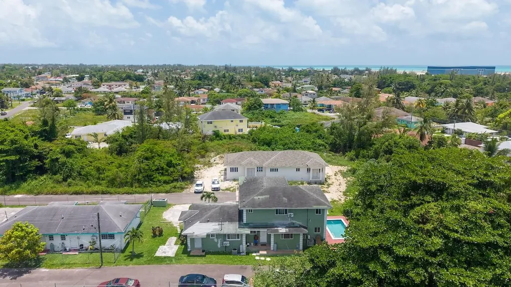 Kool Acres Duplex New Providence Paradise Island BS