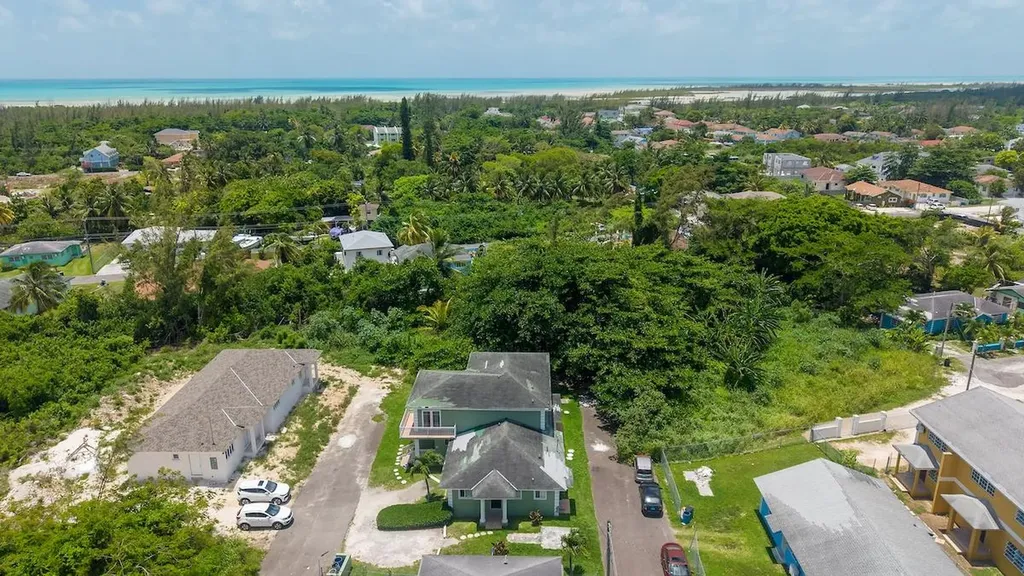 Kool Acres Duplex New Providence Paradise Island BS