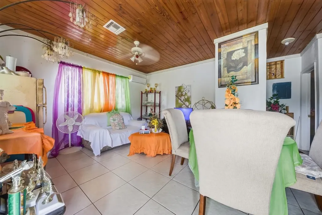Kool Acres Duplex New Providence Paradise Island BS