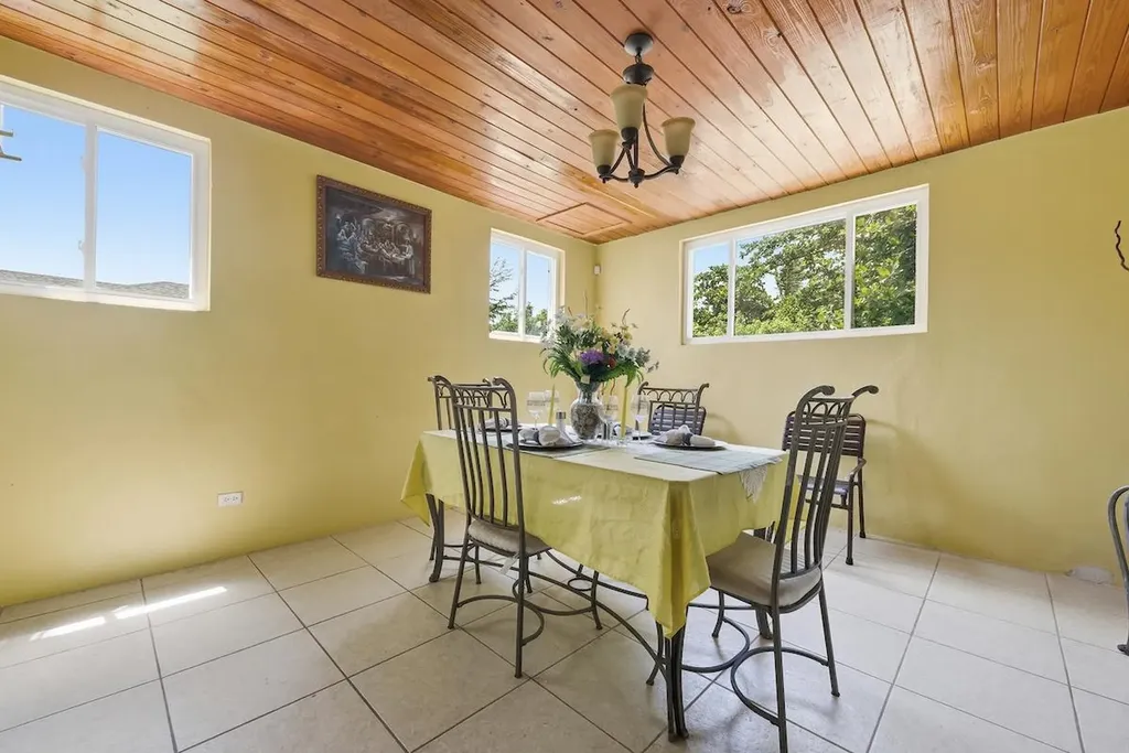 Kool Acres Duplex New Providence Paradise Island BS