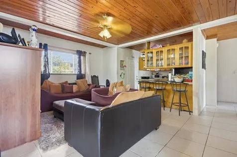 Kool Acres Duplex New Providence Paradise Island BS