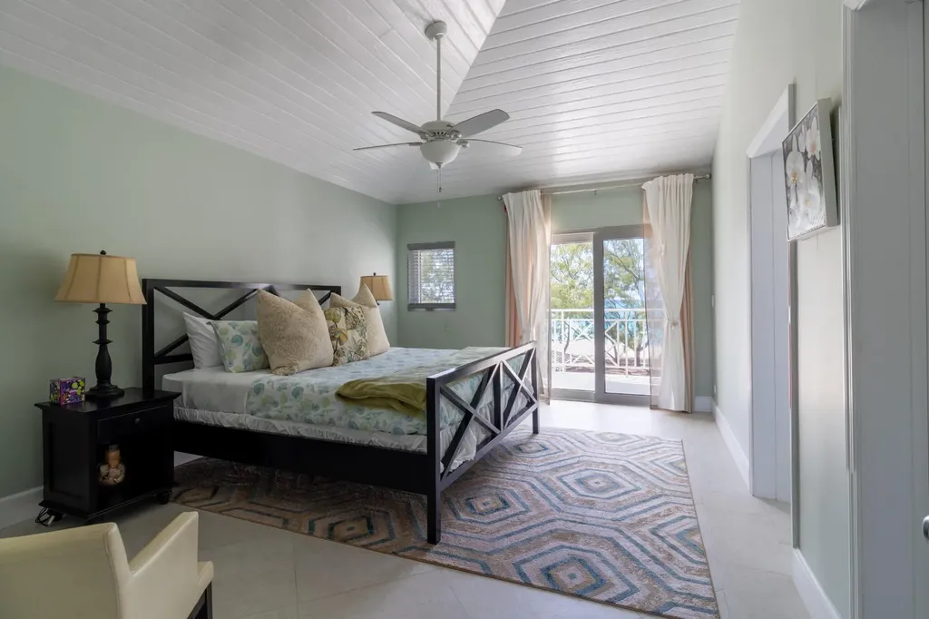 Villa Serenity, Long Isl Long Island BS
