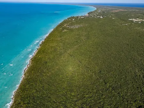 Ocean Front Tract Eleuthera BS