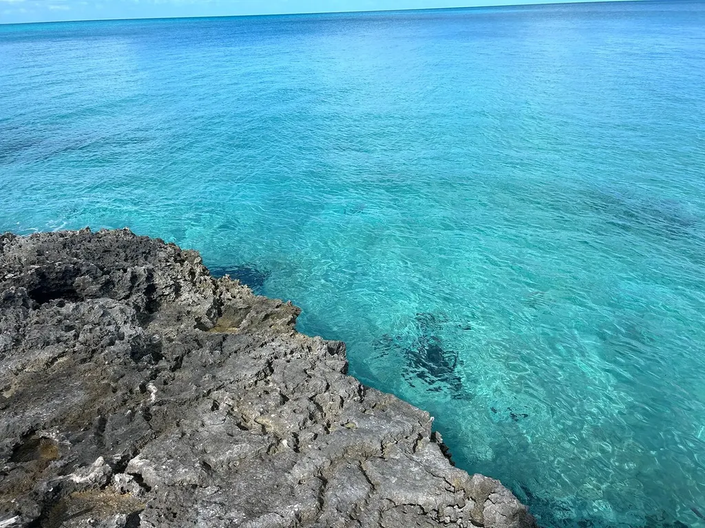 Ocean Front Tract Eleuthera BS