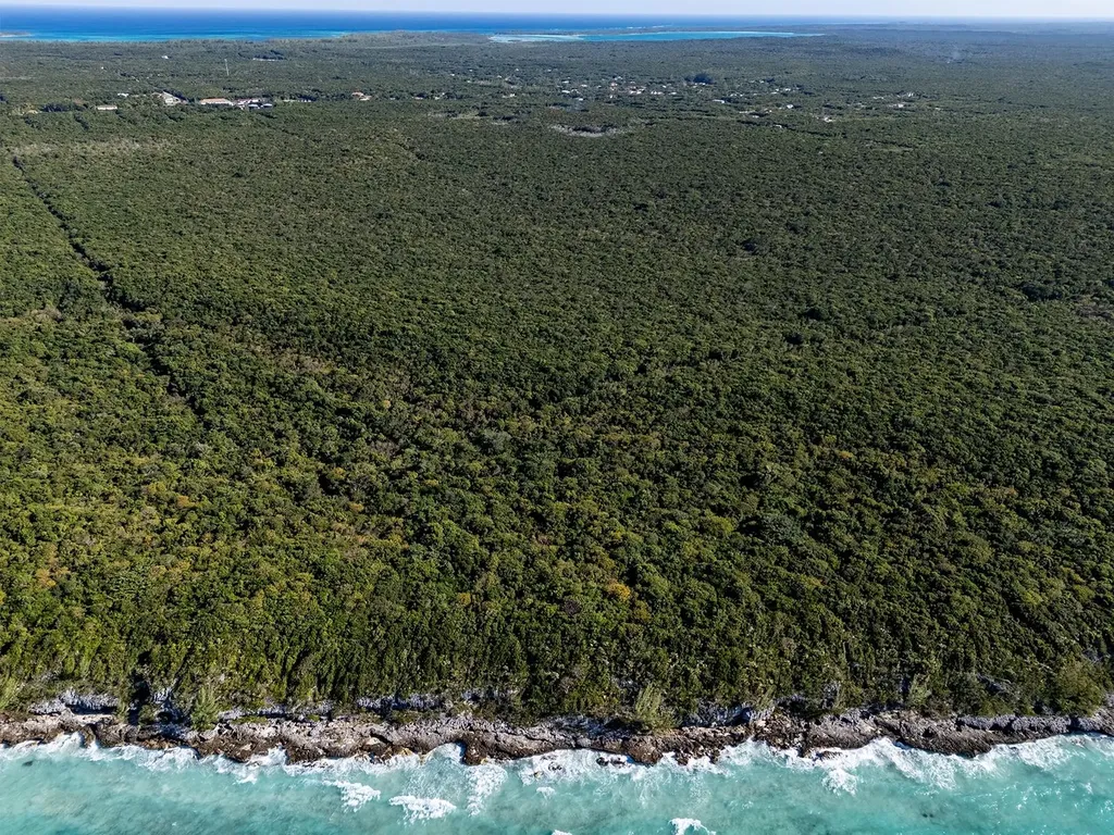 Ocean Front Tract Eleuthera BS