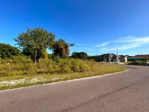 Lot 437 Twynam Heights New Providence Paradise Island BS
