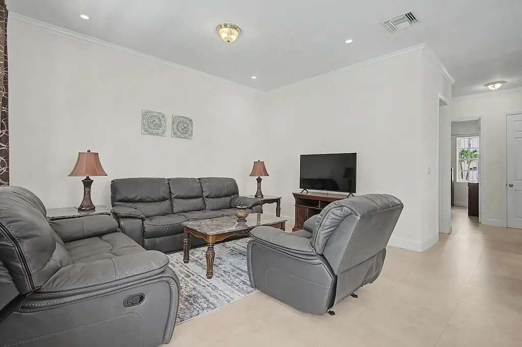 Balmoral New Providence Paradise Island BS