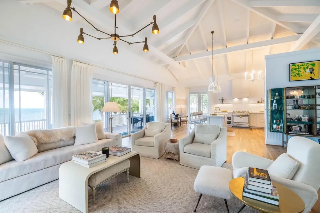 #38 Seaside Drive Abaco BS