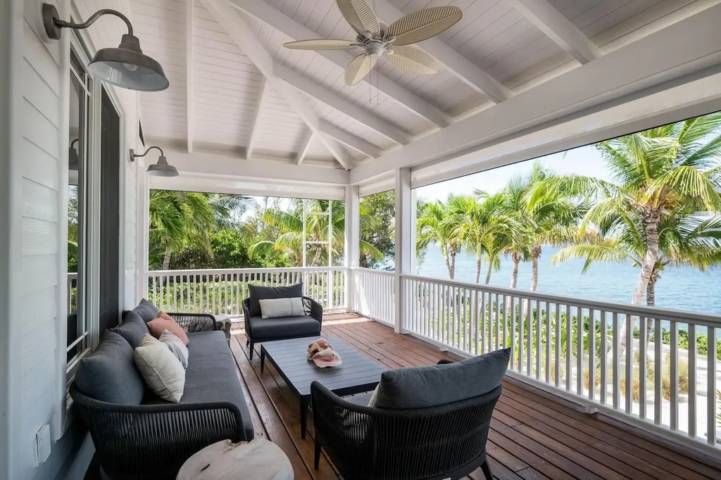 #38 Seaside Drive Abaco BS