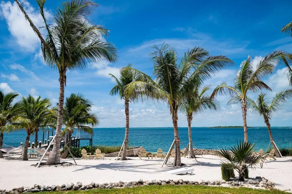 #38 Seaside Drive Abaco BS