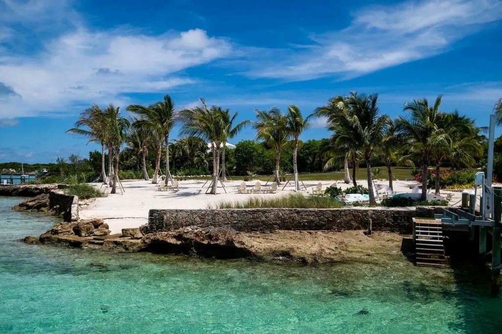 #38 Seaside Drive Abaco BS