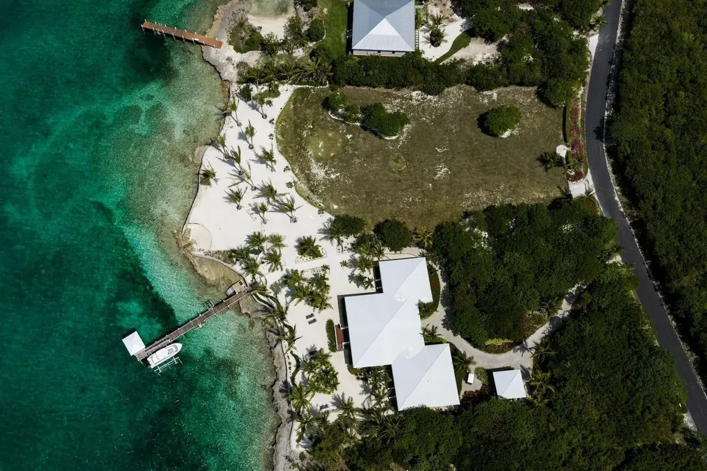 #38 Seaside Drive Abaco BS