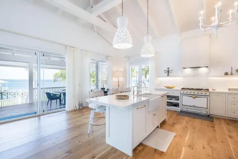 #38 Seaside Drive Abaco BS