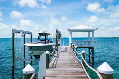 #38 Seaside Drive Abaco BS