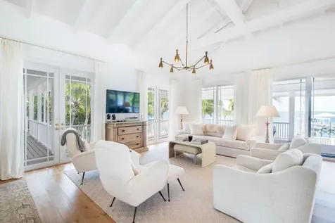 #38 Seaside Drive Abaco BS
