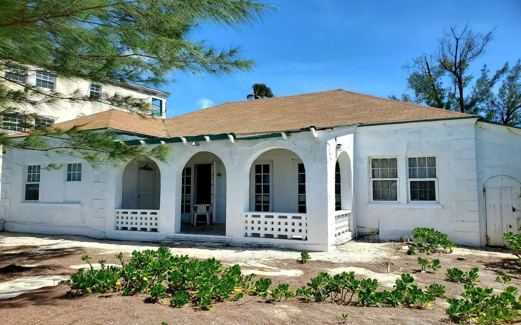 Seafoam, West Bay Street New Providence Paradise Island BS