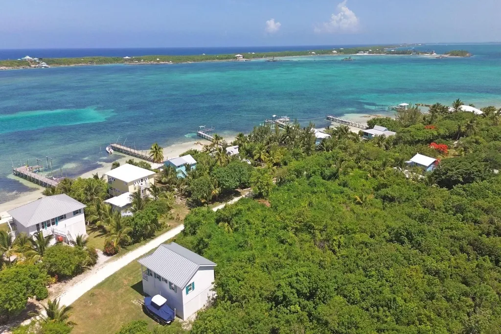 Sea Shine Lot 83 Abaco BS