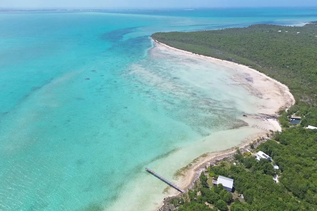 Sea Shine Lot 83 Abaco BS