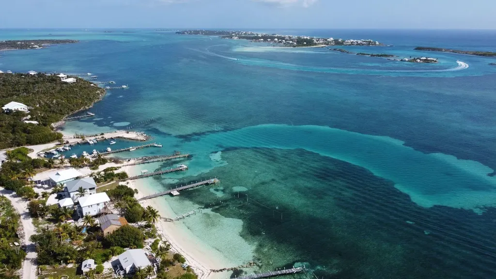 Sea Shine Lot 83 Abaco BS
