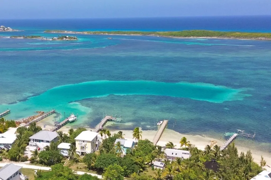Sea Shine Lot 83 Abaco BS