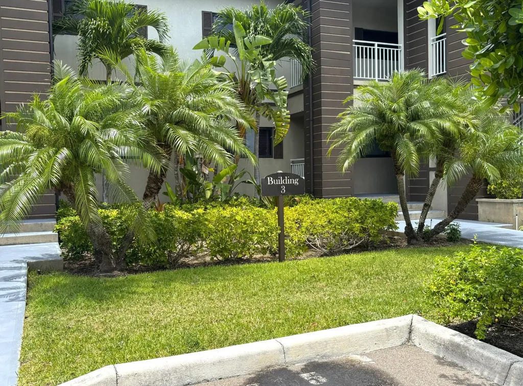 Venetian West New Providence Paradise Island BS