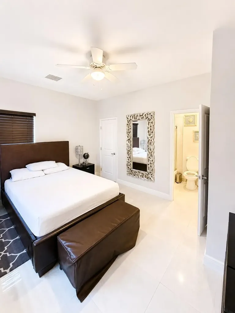 Venetian West New Providence Paradise Island BS