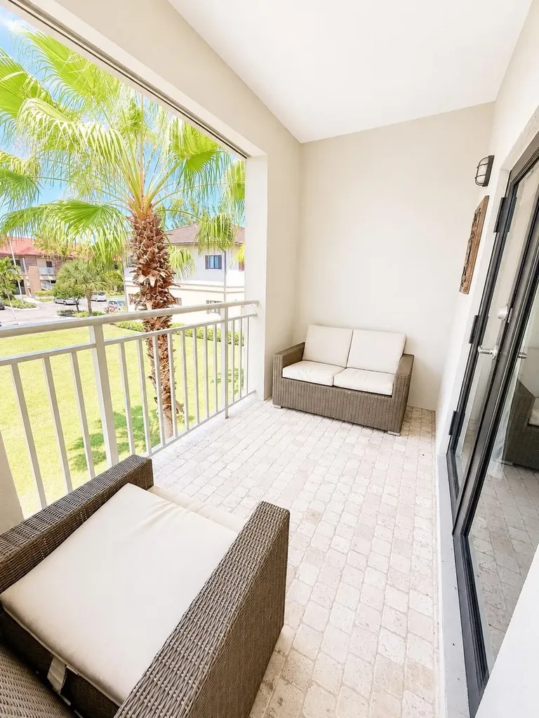 Venetian West New Providence Paradise Island BS