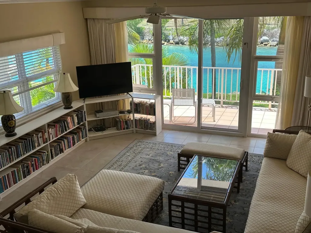 Bell Channel Club & Mar. Grand Bahama Freeport BS