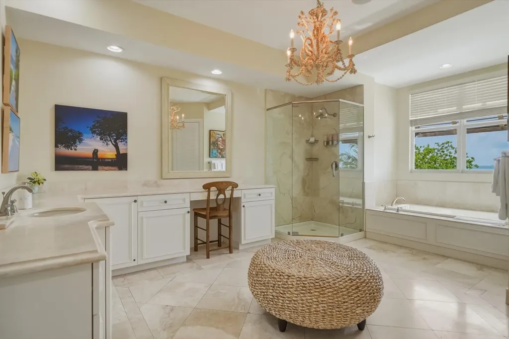 Buttonwood Estate Eleuthera BS