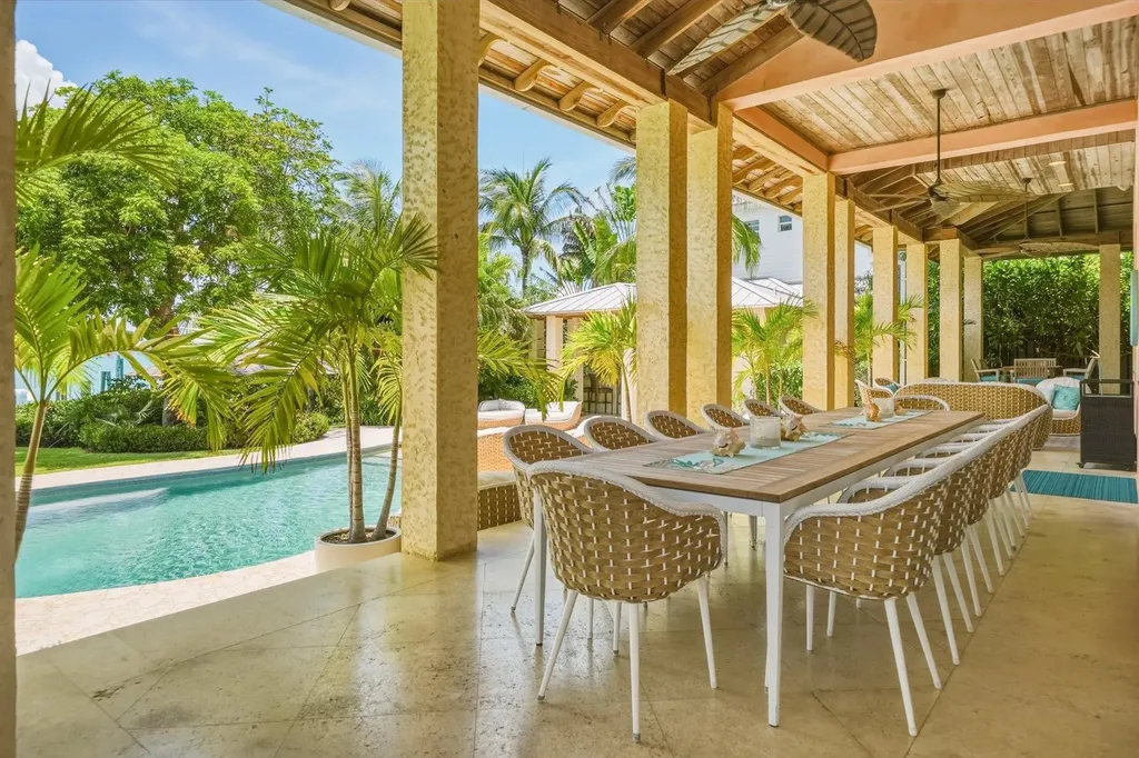Buttonwood Estate Eleuthera BS